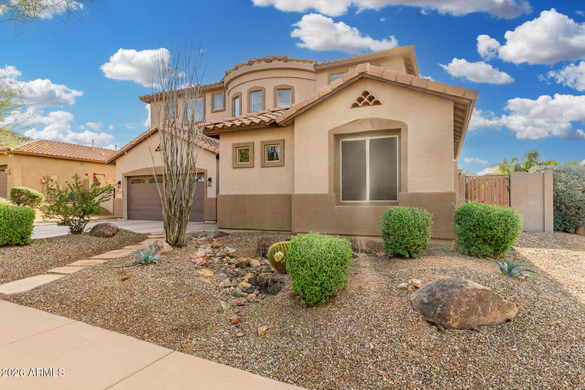 2531 W CAVALRY Drive