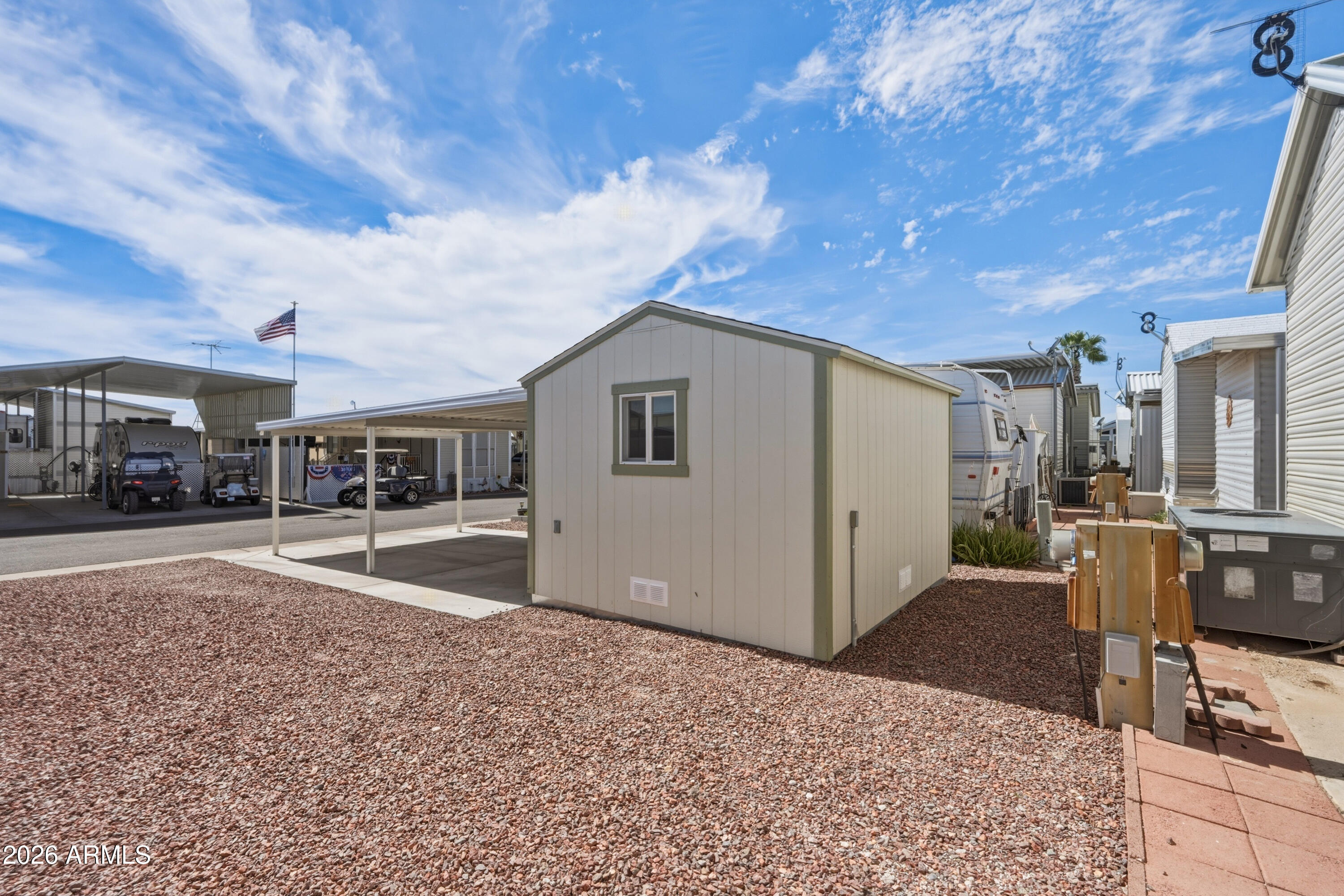 110 E MESQUITE Drive 690