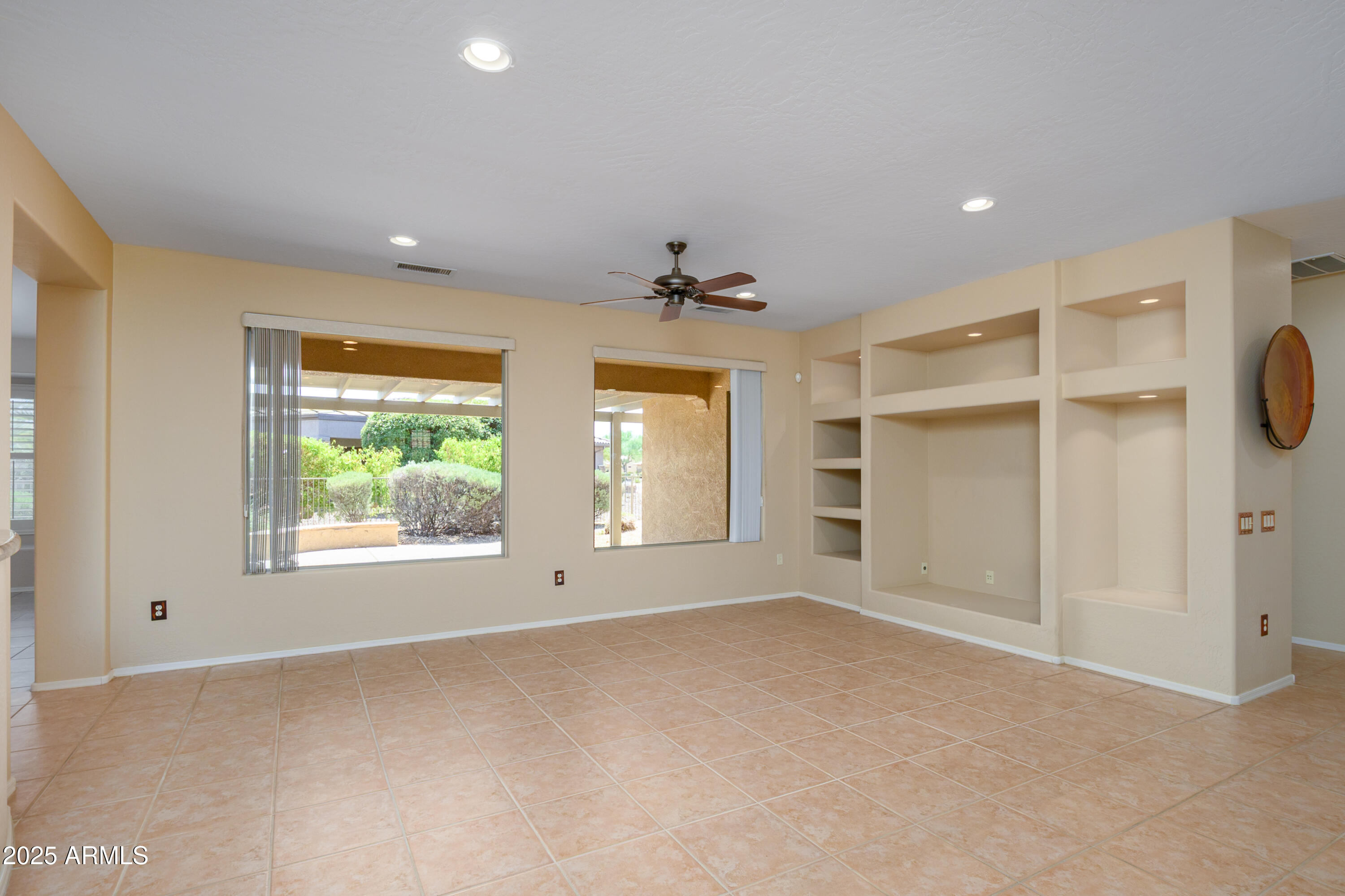 19141 N TAMARISK FLOWER Way