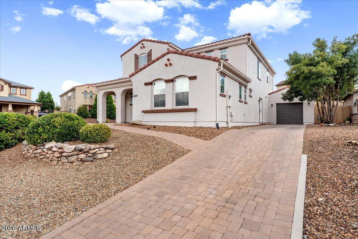 449 PHELPS Drive