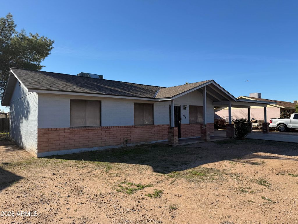 Photo of 519 E Gabrilla Drive, Casa Grande, AZ 85122 (MLS # 6960383)