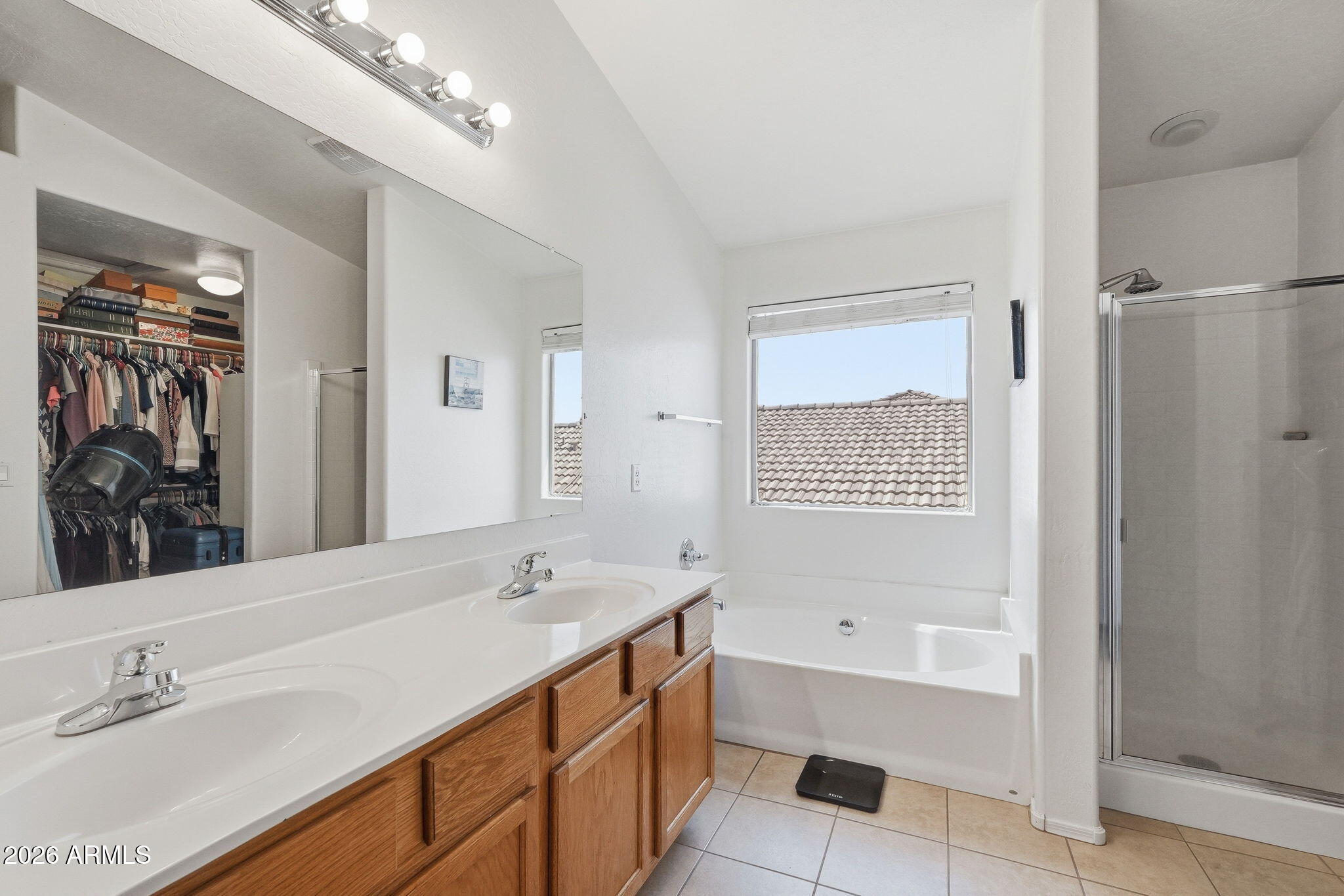 SOUTH POINT - Residential