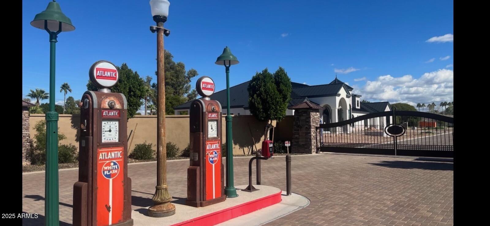 3640 E MALLORY Circle 3