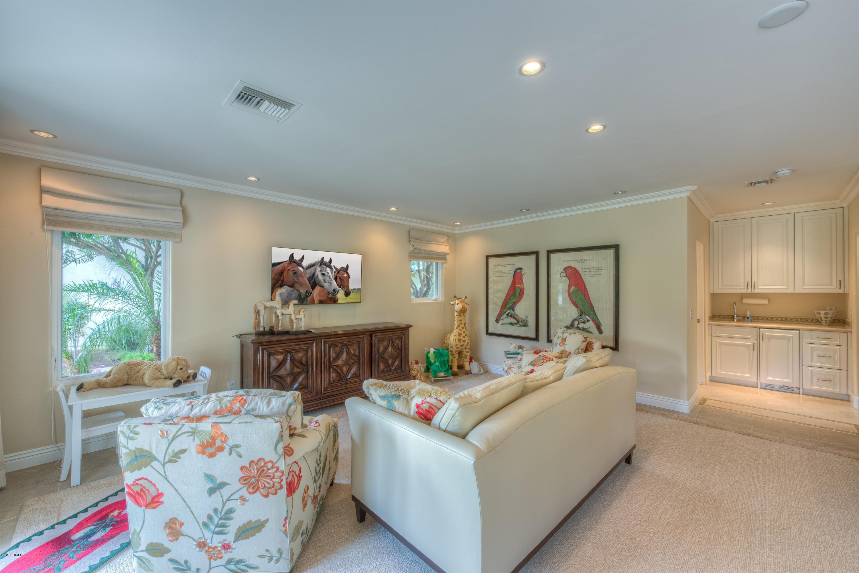 Paradise Hills - Residential