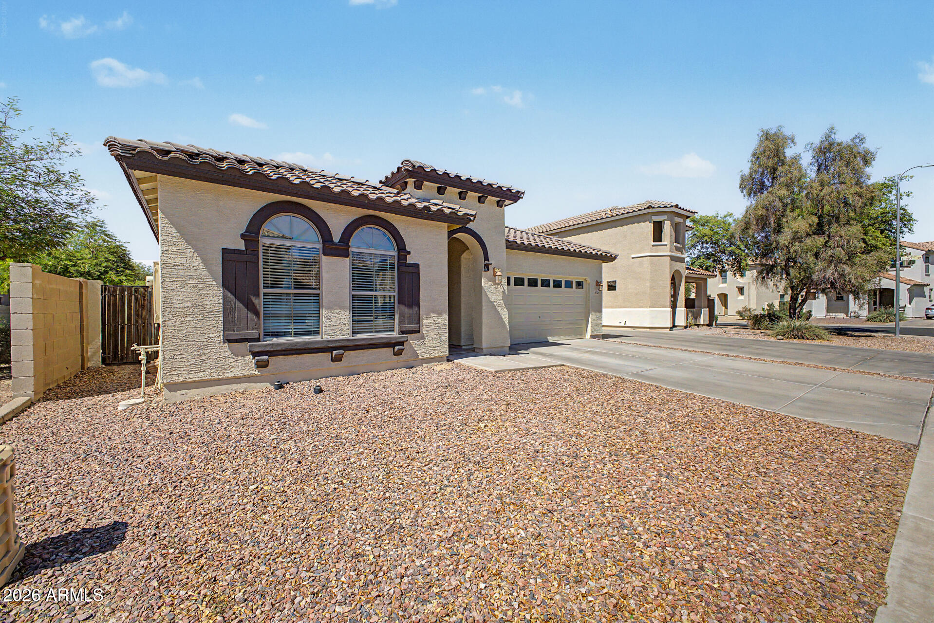 4024 W VALLEY VIEW Drive