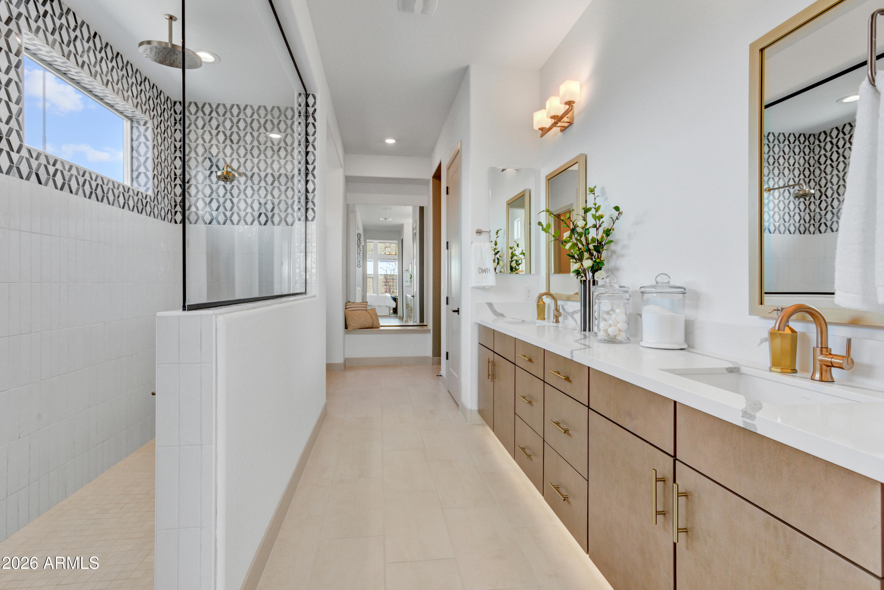 BLOSSOM ROCK PHASE 1 - Residential