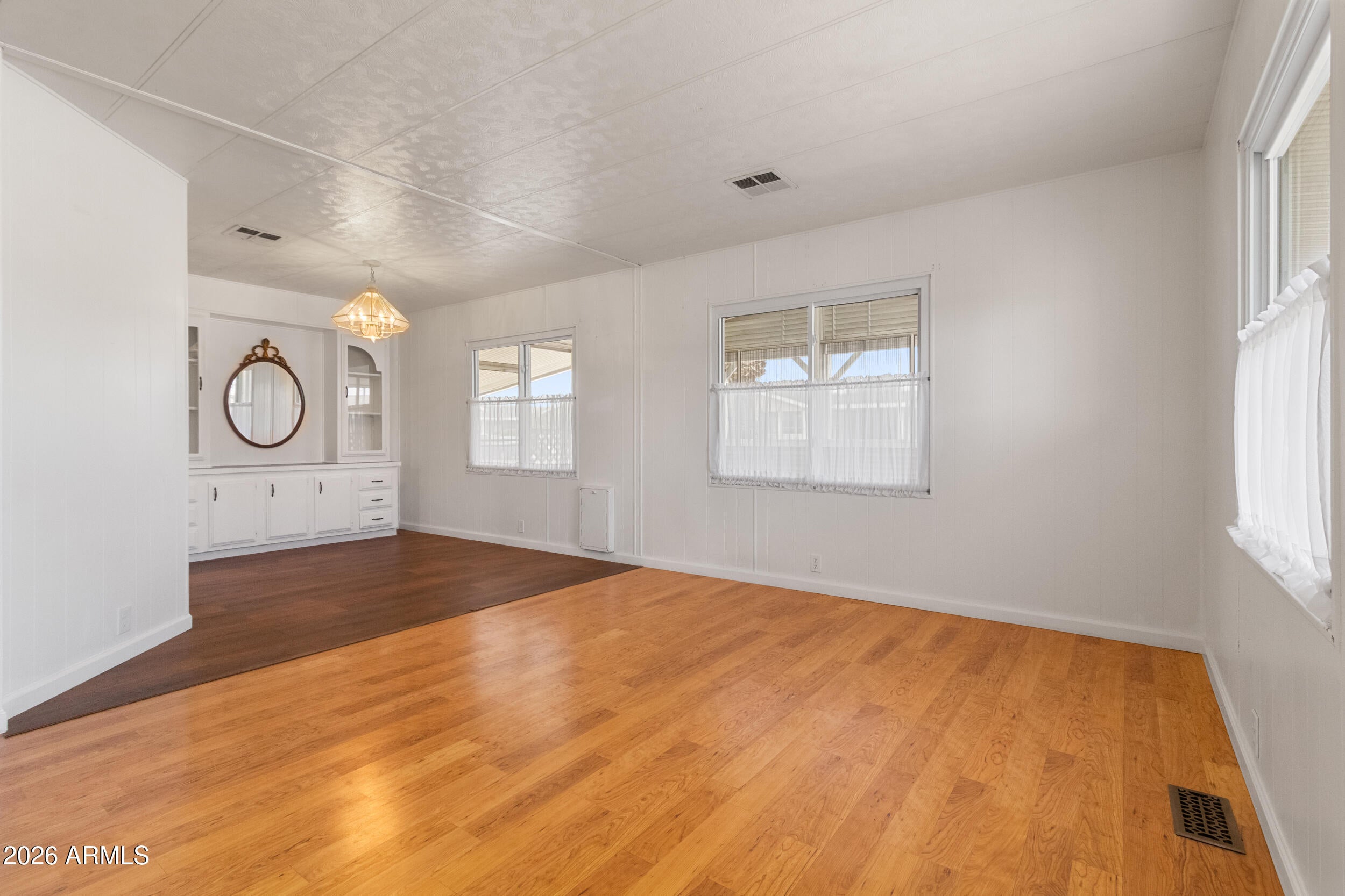 120 N VAL VISTA Drive 248