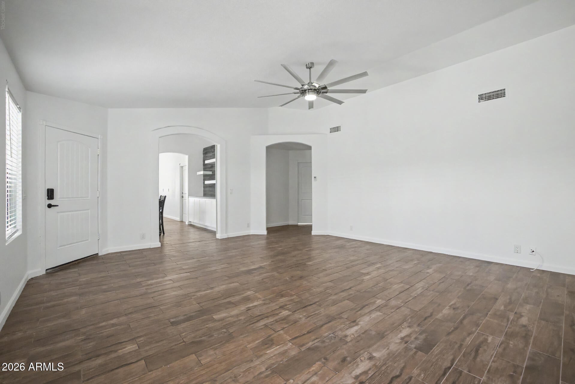 2653 W KNOX Road