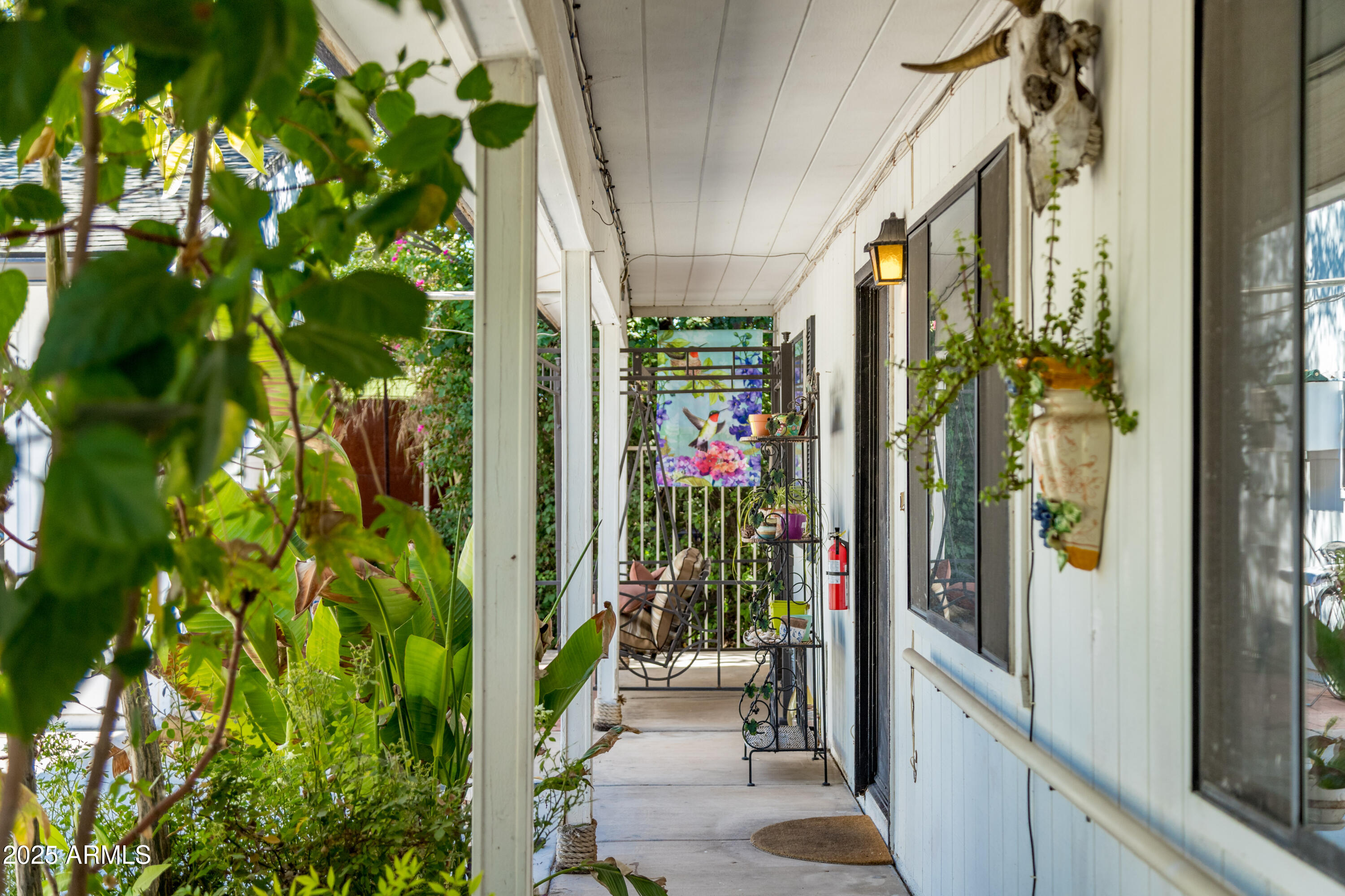 37 W PASADENA Avenue