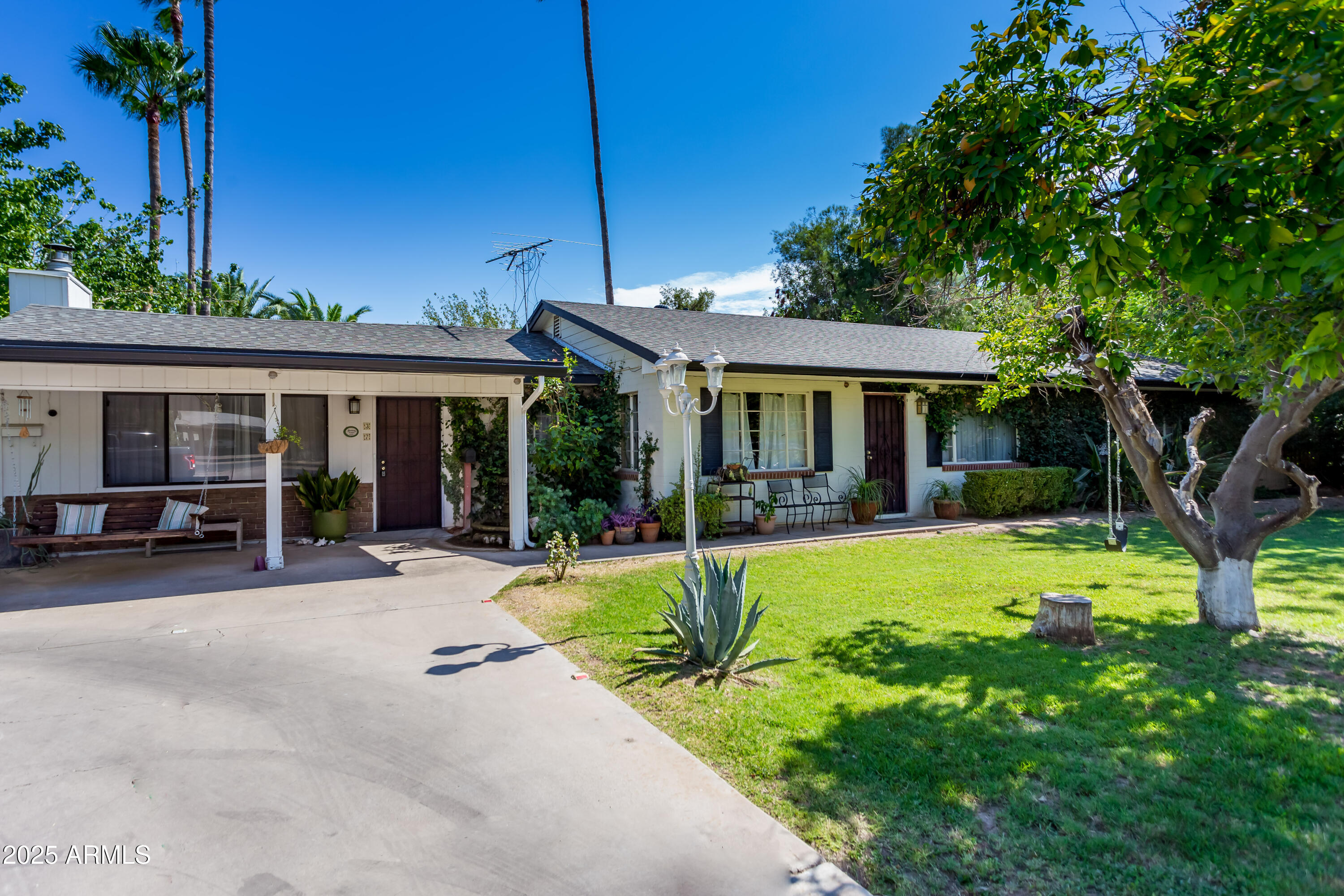 37 W PASADENA Avenue
