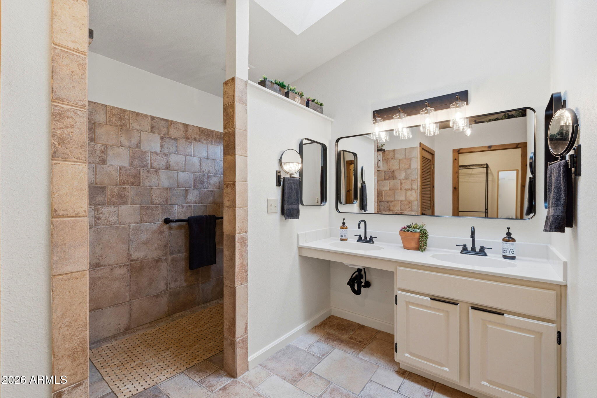 FOREST TRAILS UNIT 2 PHASE 1 - Residential