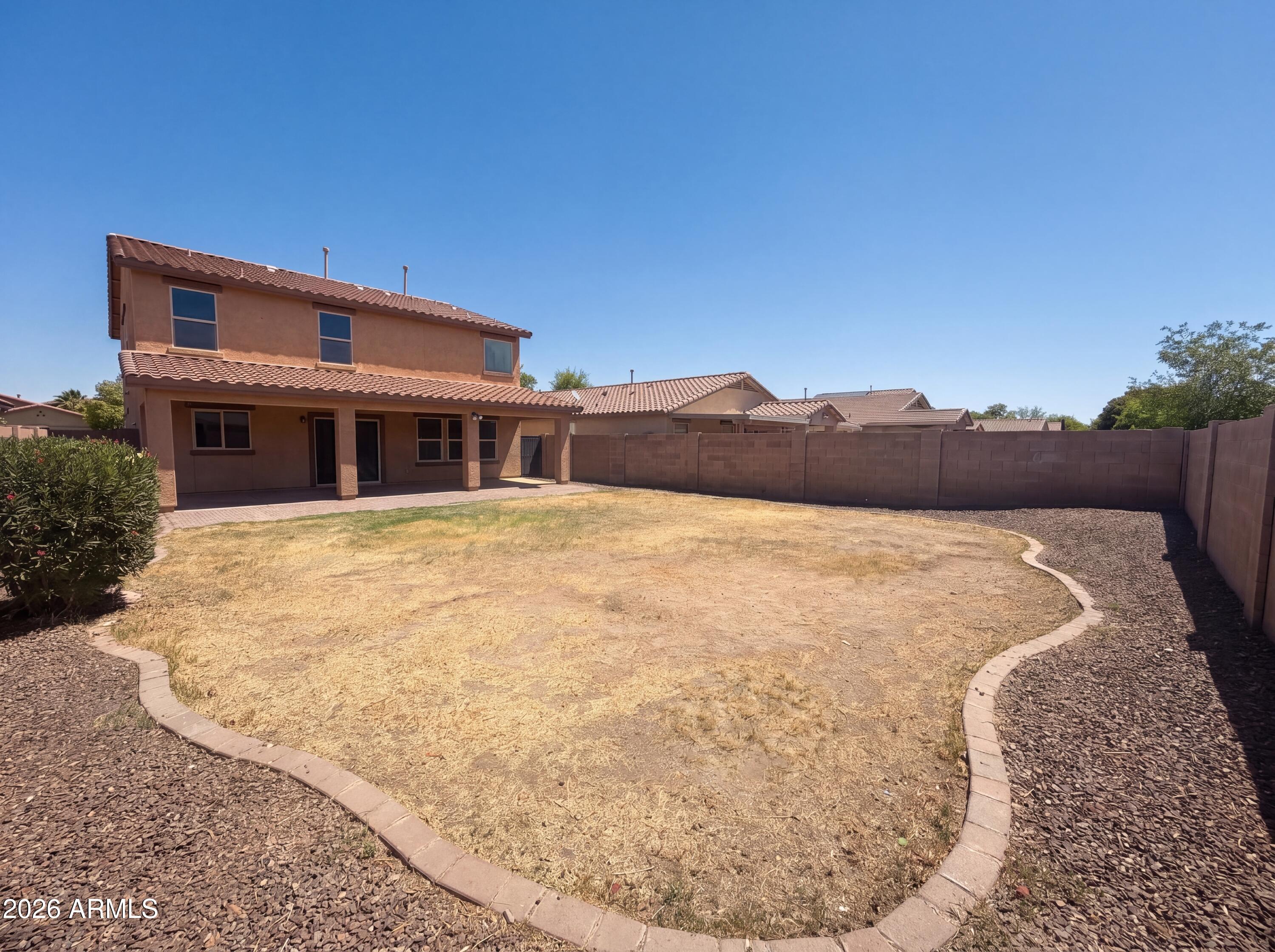 1043 E DANIELLA Drive