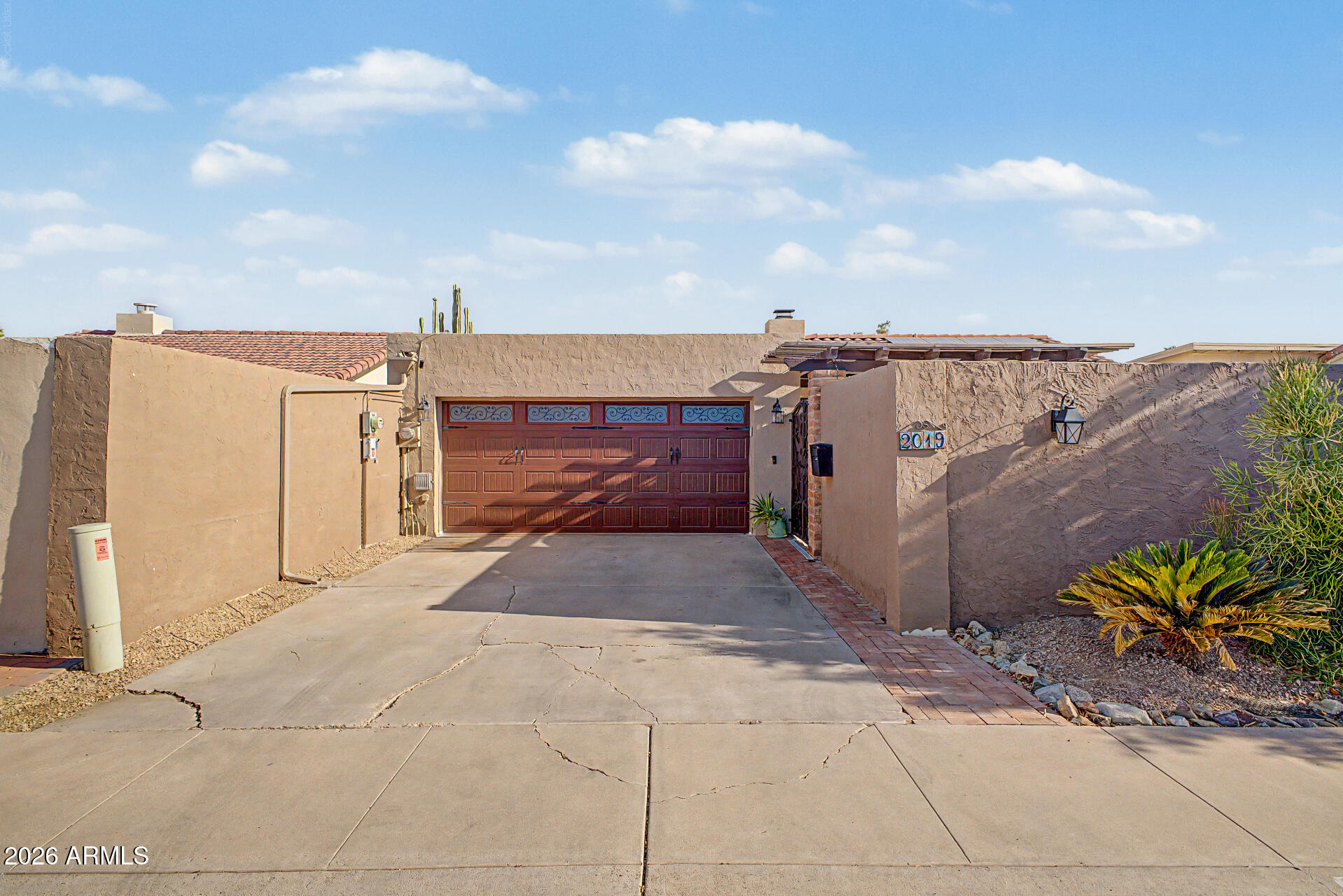 2019 E BALBOA Drive