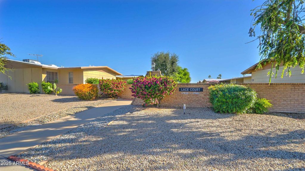 Photo of 17651 N 99th Drive, Sun City, AZ 85373 (MLS # 6944684)