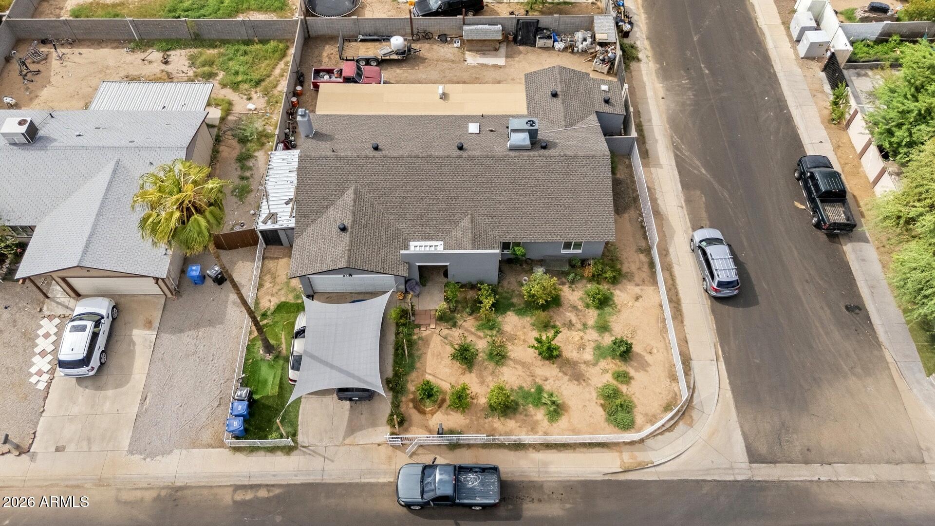 8117 W ELM Street