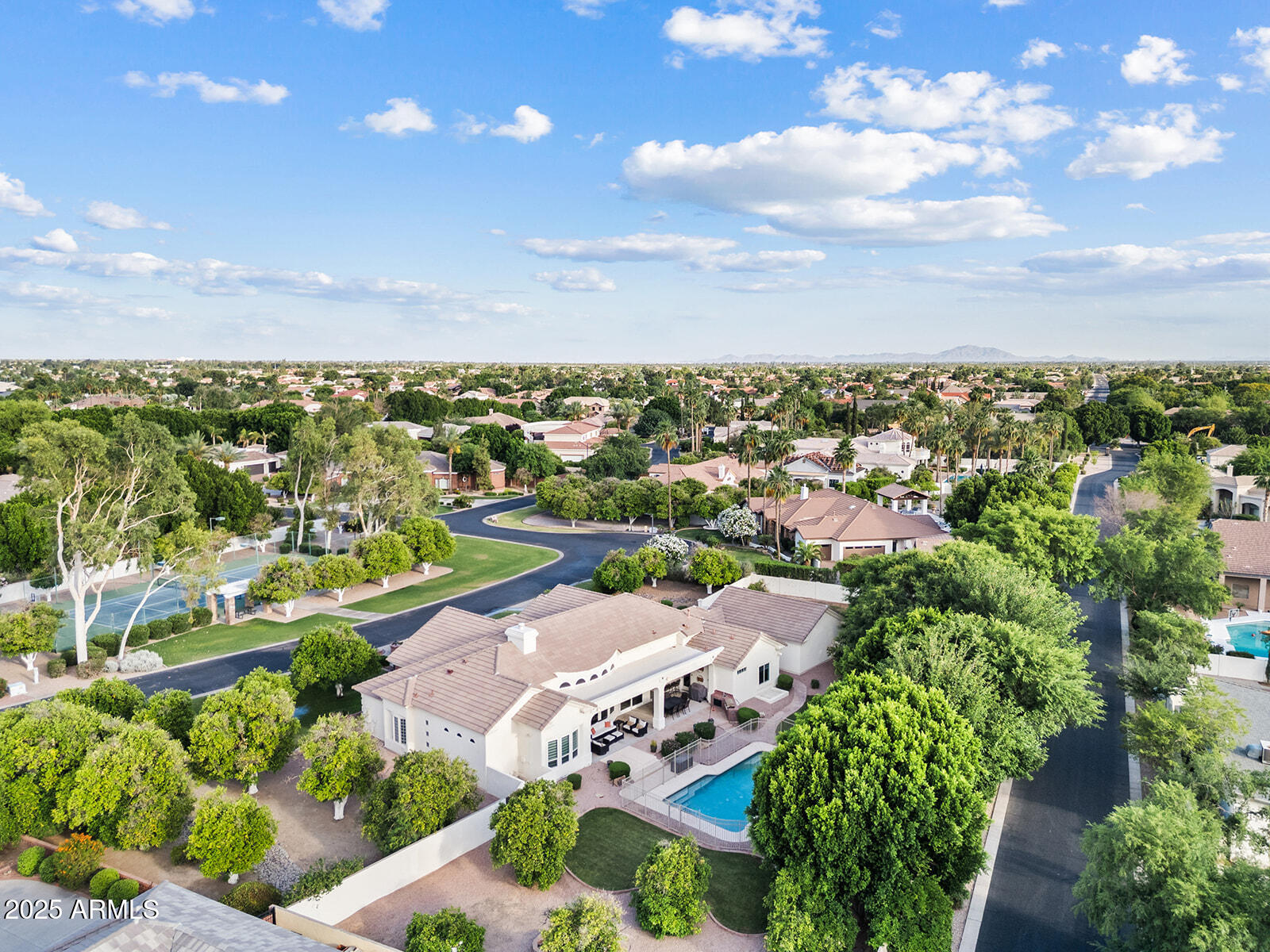 4040 E MCLELLAN Road 16