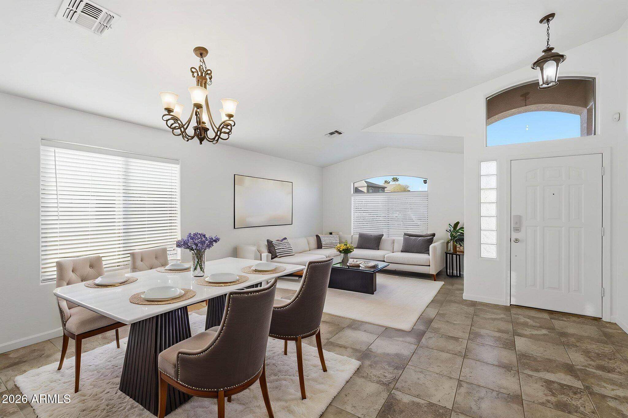 823 E MOUNTAIN VIEW Road