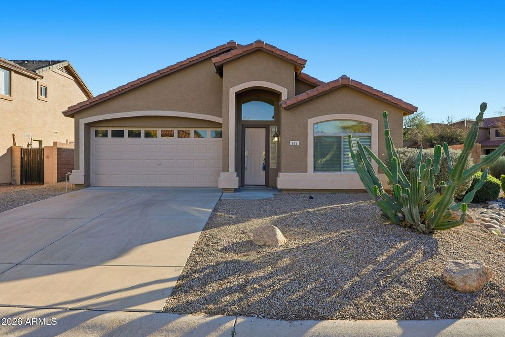 Photo of 823 E Mountain View Road, San Tan Valley, AZ 85143 (MLS # 6971783)