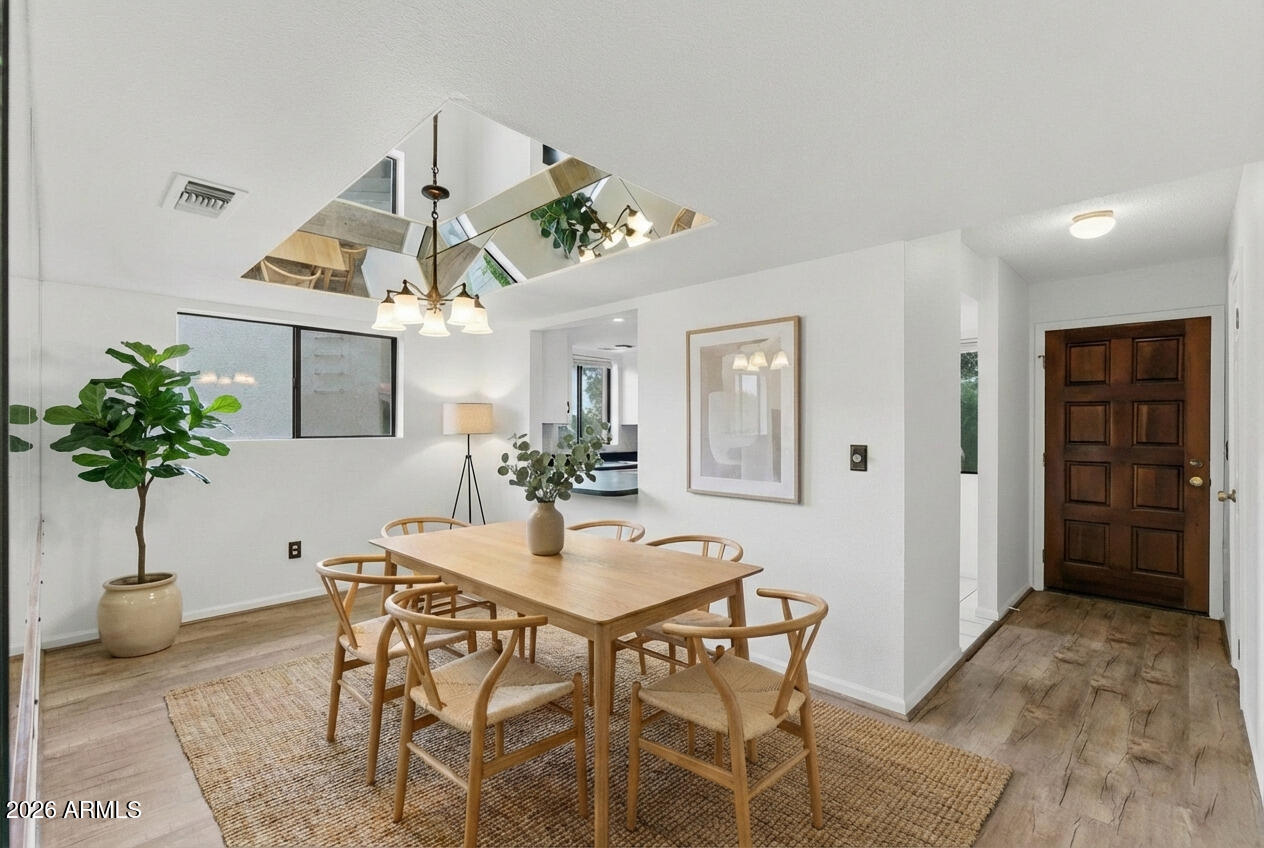 7061 E BROADWAY Road 48