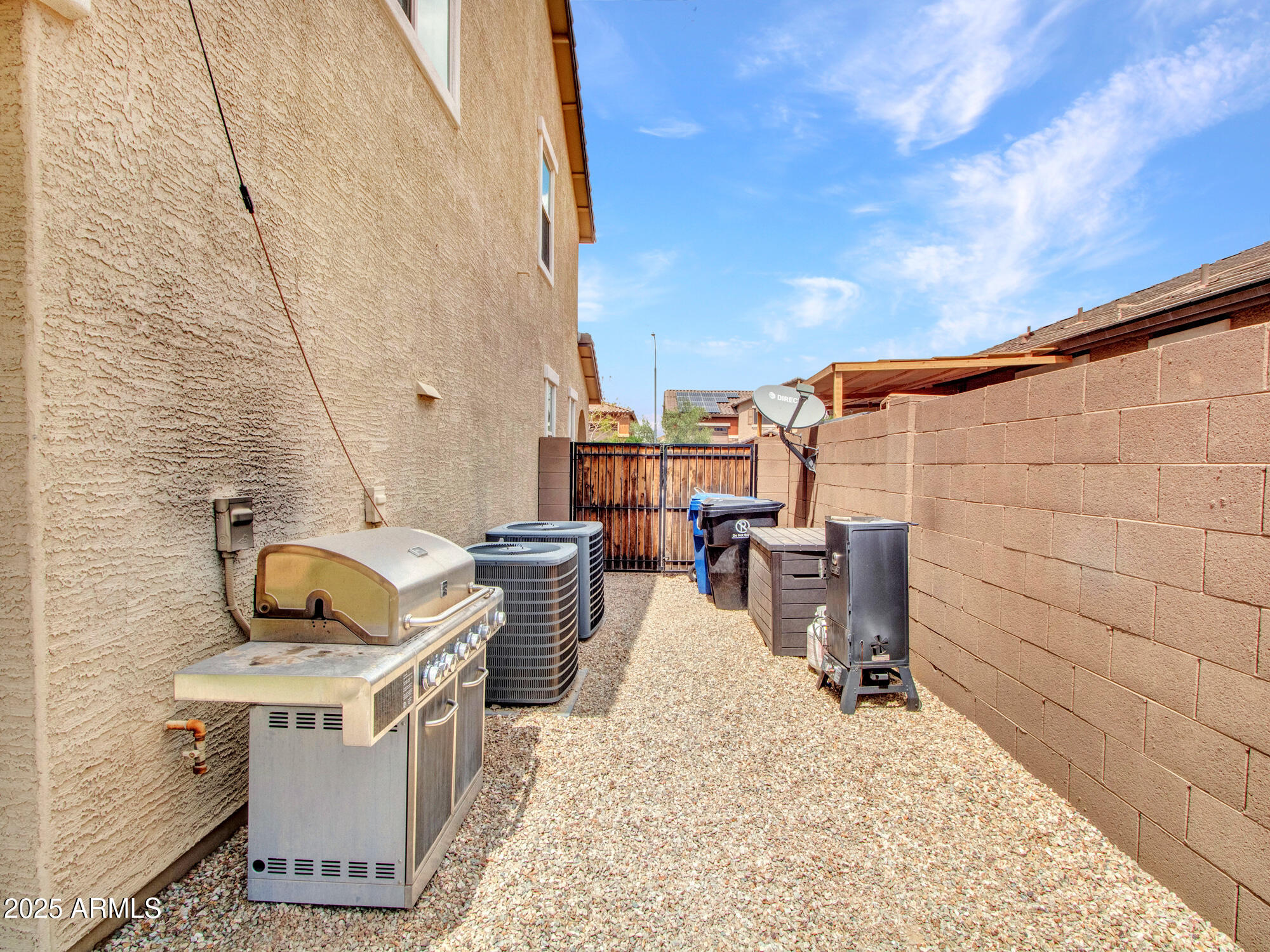 Avondale, Arizona 85323, United States, 5 Bedrooms Bedrooms, ,3 BathroomsBathrooms,Residential,Active,116011