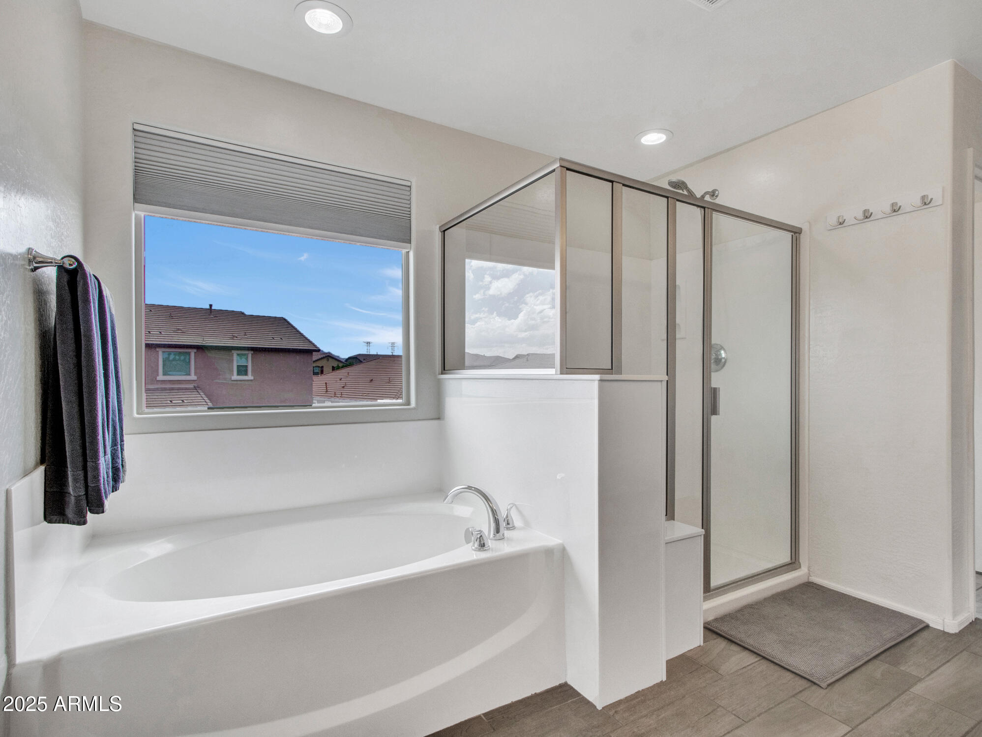 Avondale, Arizona 85323, United States, 5 Bedrooms Bedrooms, ,3 BathroomsBathrooms,Residential,Active,116011