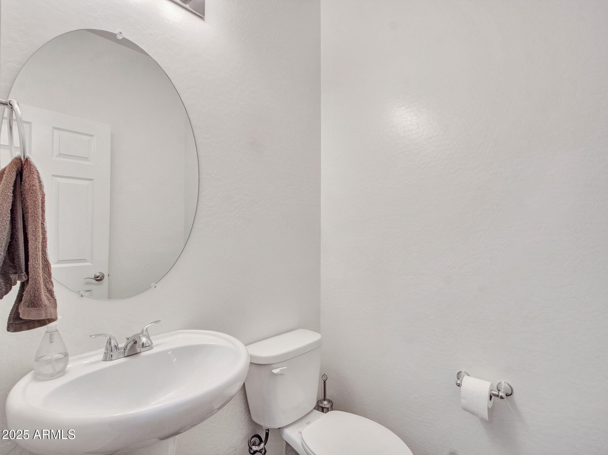 Avondale, Arizona 85323, United States, 5 Bedrooms Bedrooms, ,3 BathroomsBathrooms,Residential,Active,116011