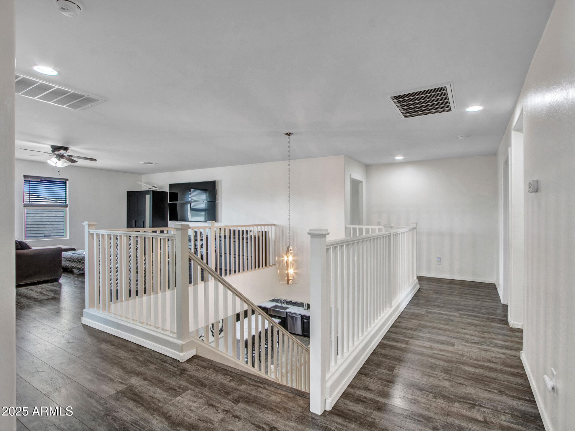 Avondale, Arizona 85323, United States, 5 Bedrooms Bedrooms, ,3 BathroomsBathrooms,Residential,Active,116011