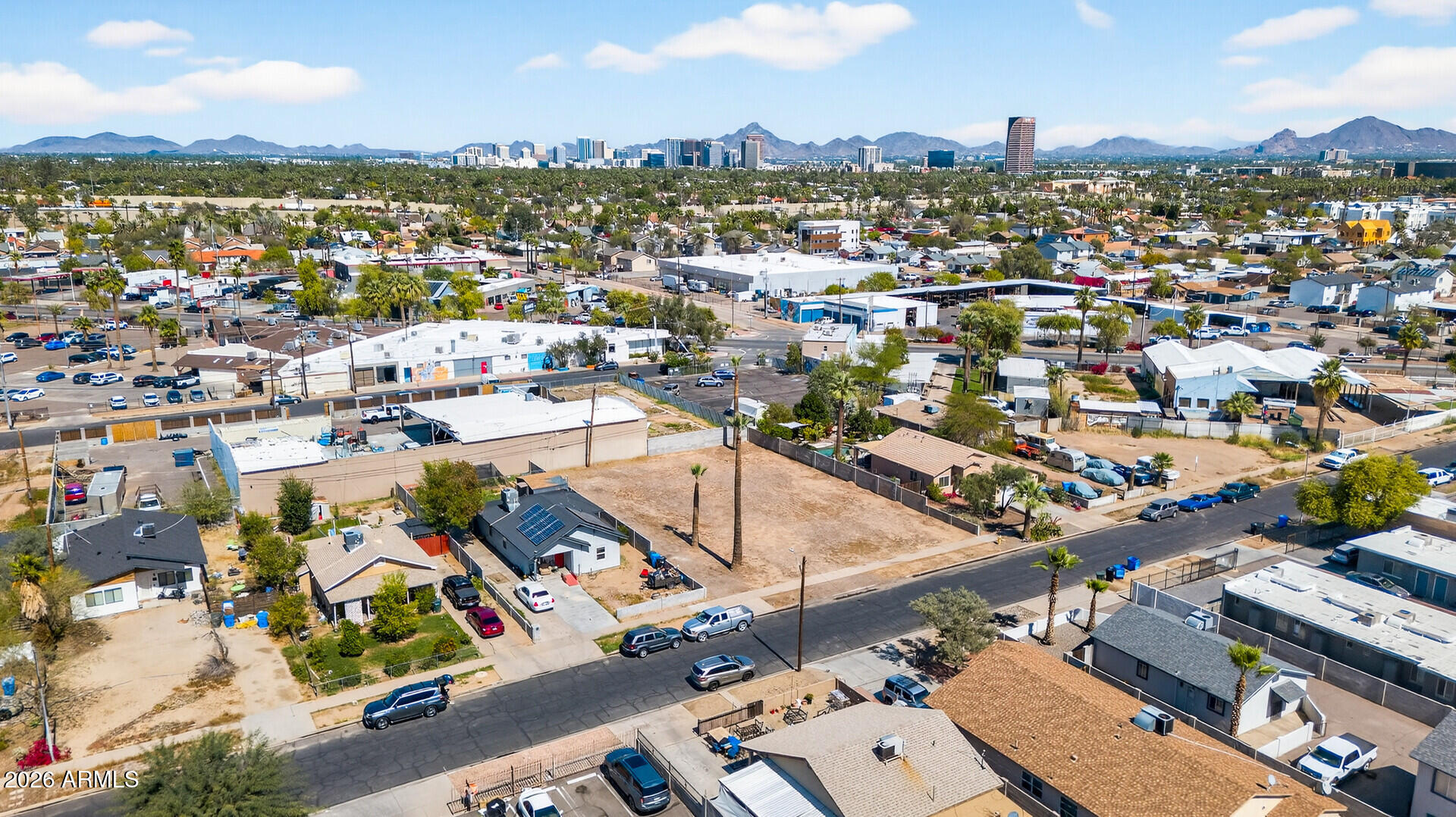 1244 W PIERCE Street -