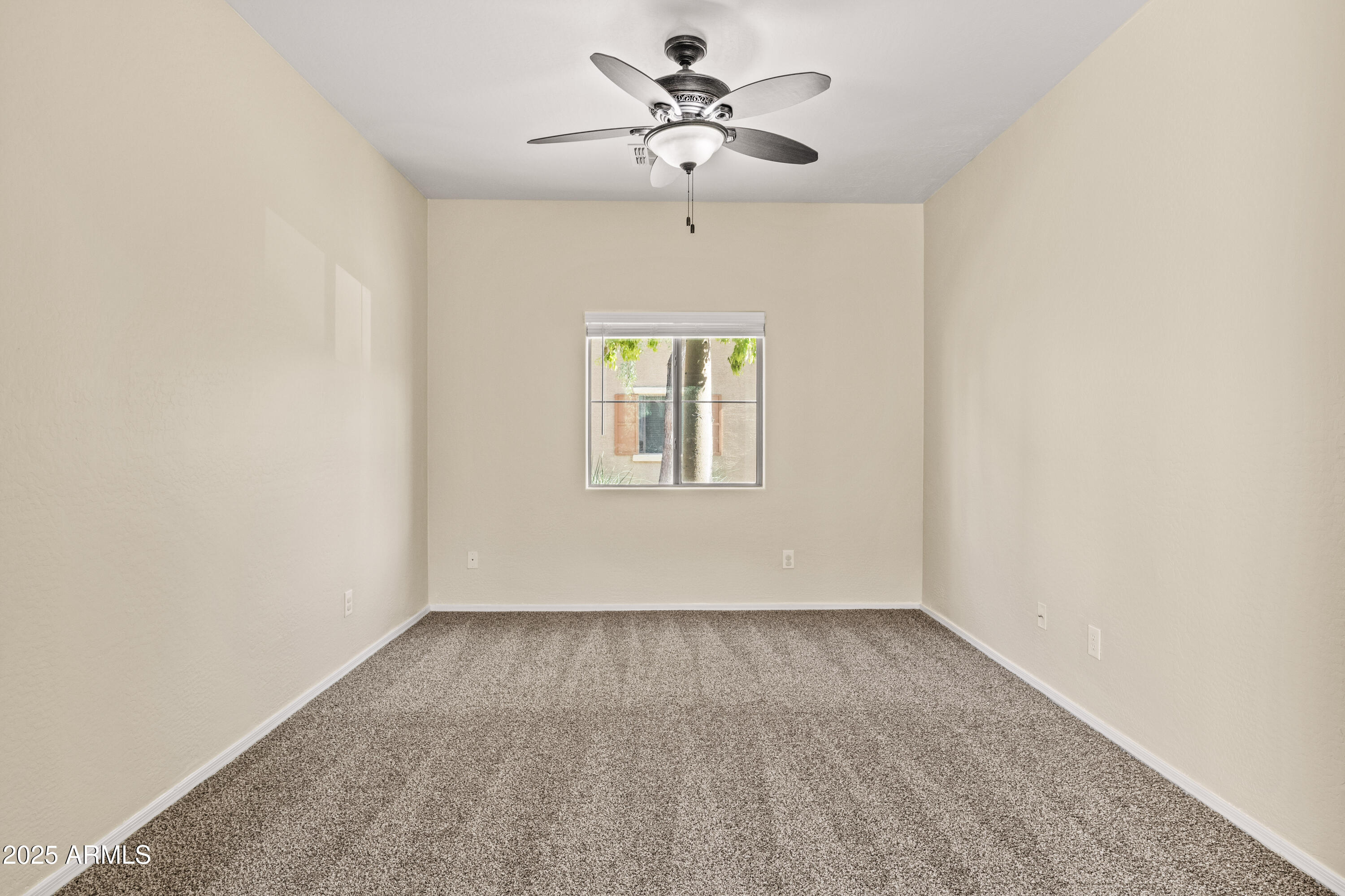 22025 N 103RD Lane 449