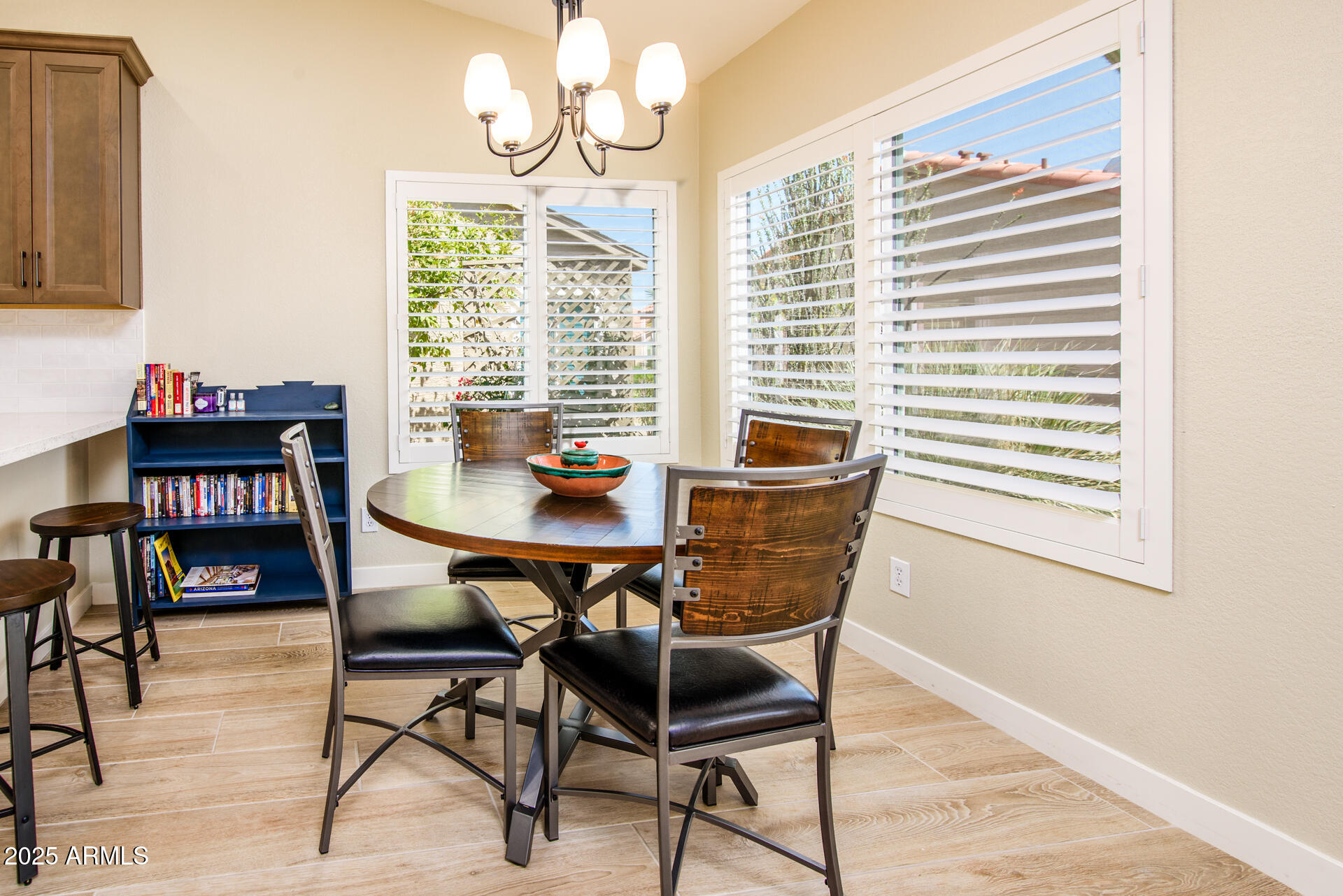 6831 S CORAL GABLE Drive