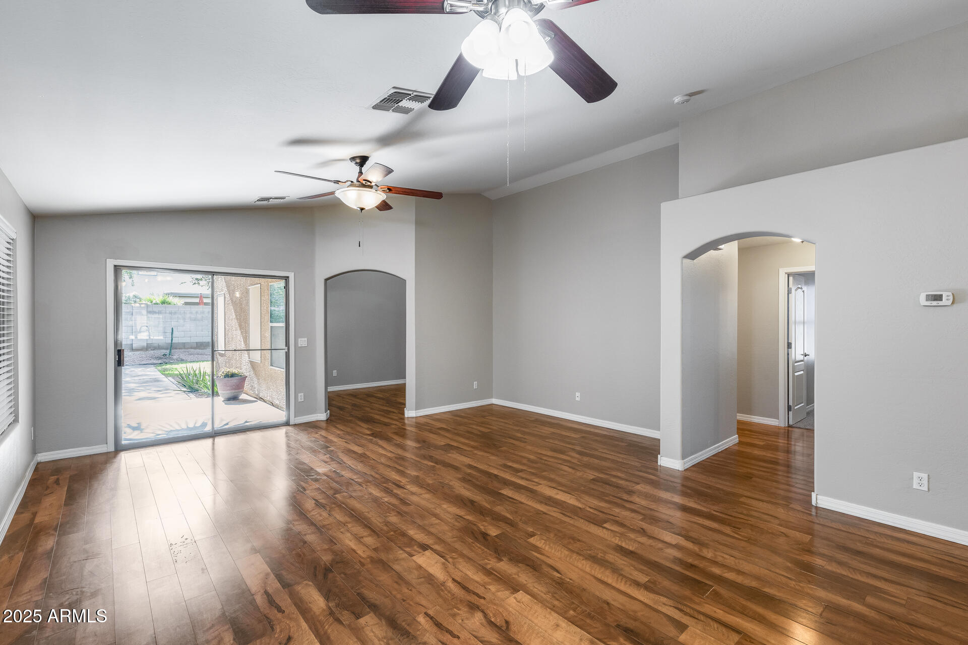 1991 W VINEYARD PLAINS Drive