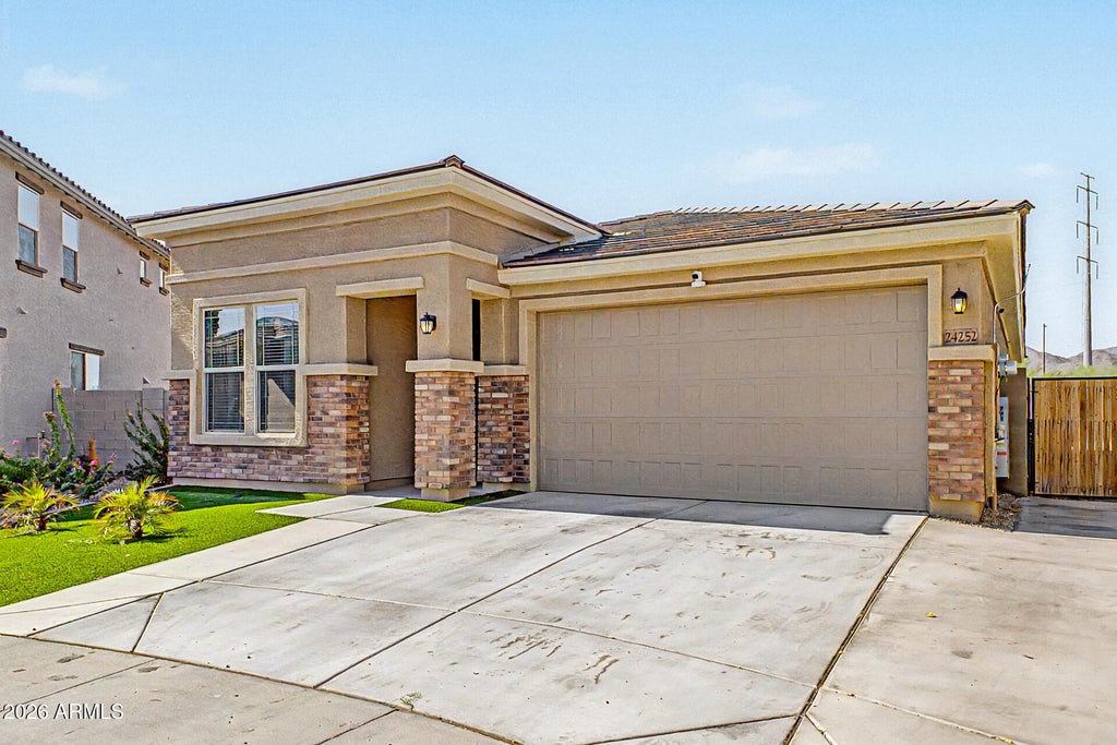 Photo of 24252 W Gross Avenue, Buckeye, AZ 85326 (MLS # 7067067)