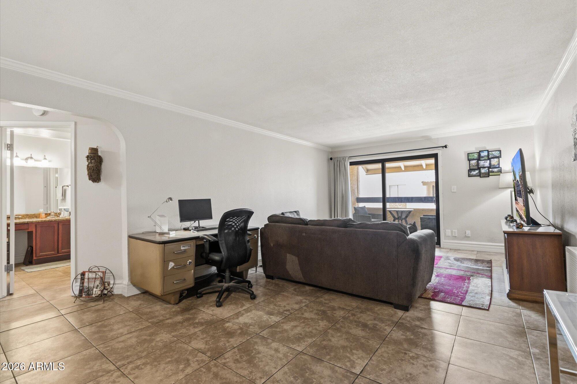 3825 E CAMELBACK Road 214