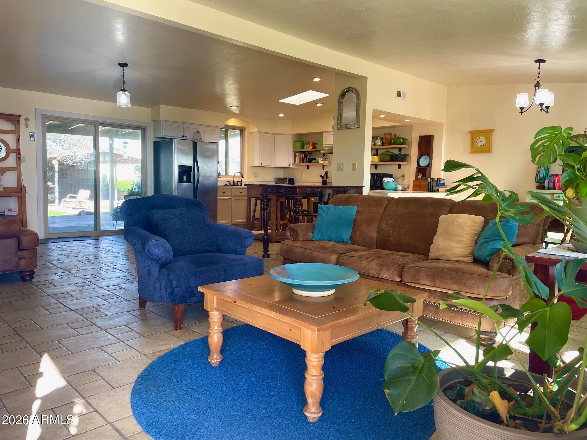 108 NIGHTHAWK Avenue