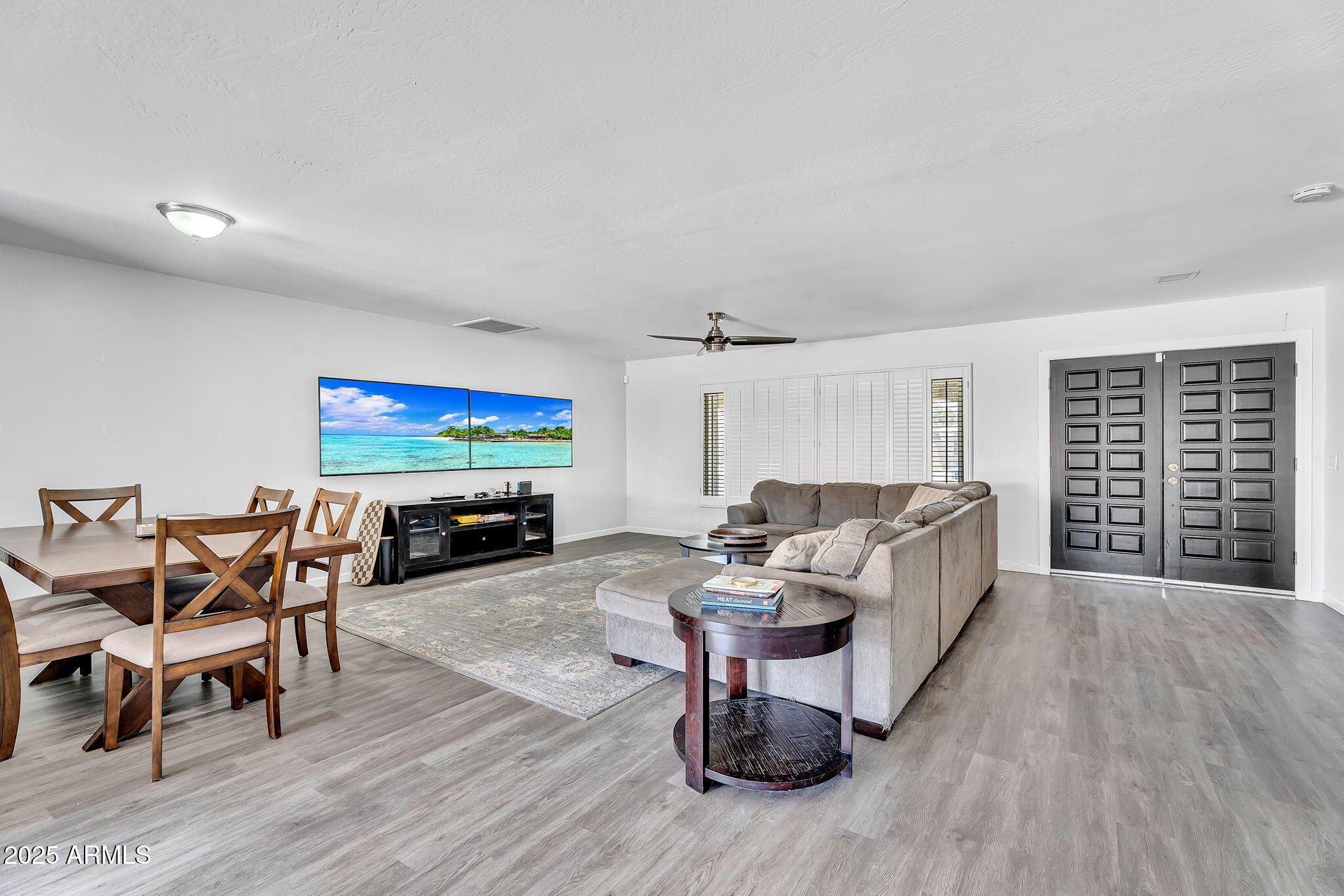 2025 E MAGDALENA Drive