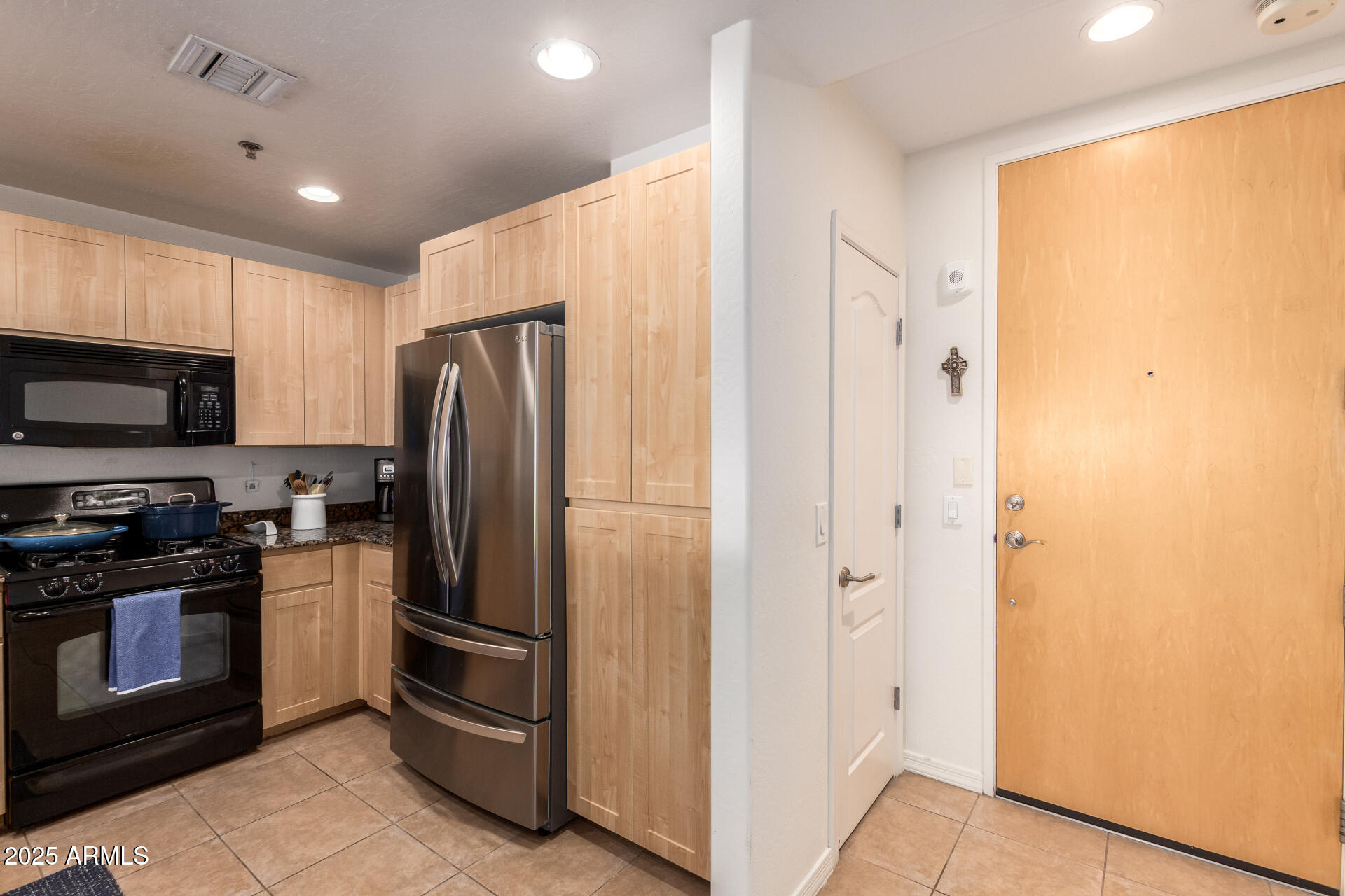 16 W ENCANTO Boulevard 514