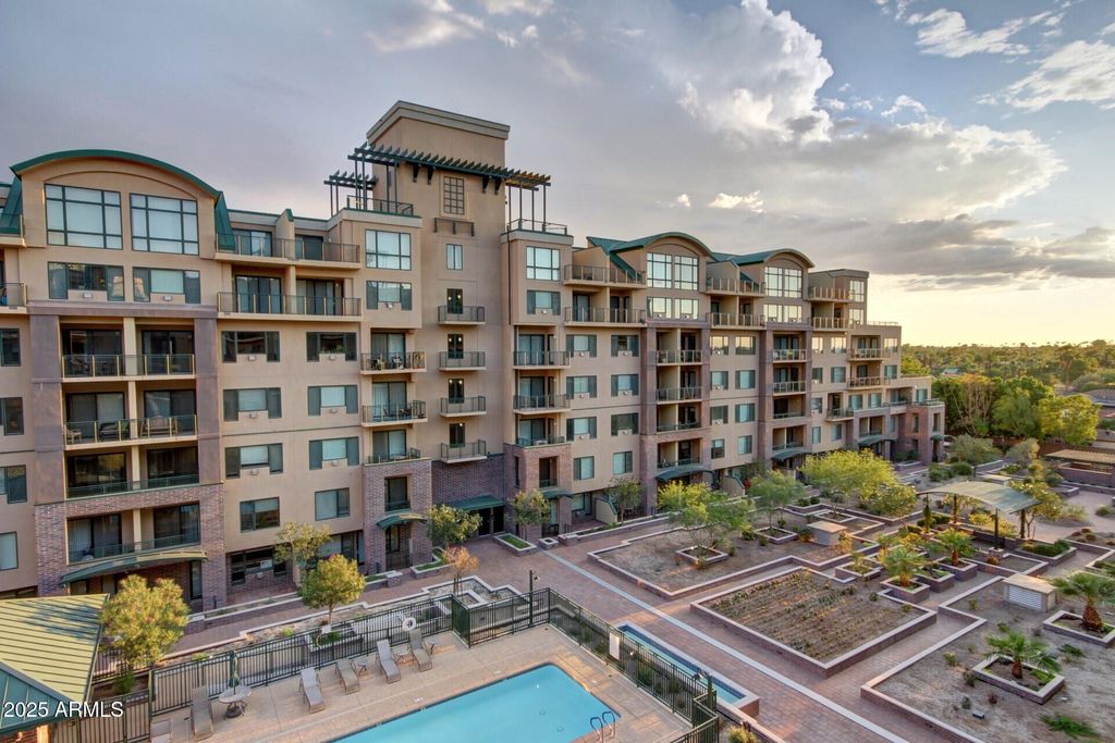 Photo of 16 W Encanto Boulevard #514, Phoenix, AZ 85003 (MLS # 6891383)