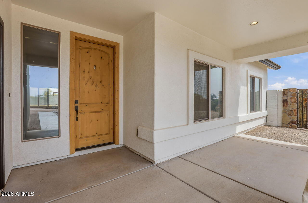 15724 E Cavedale Drive