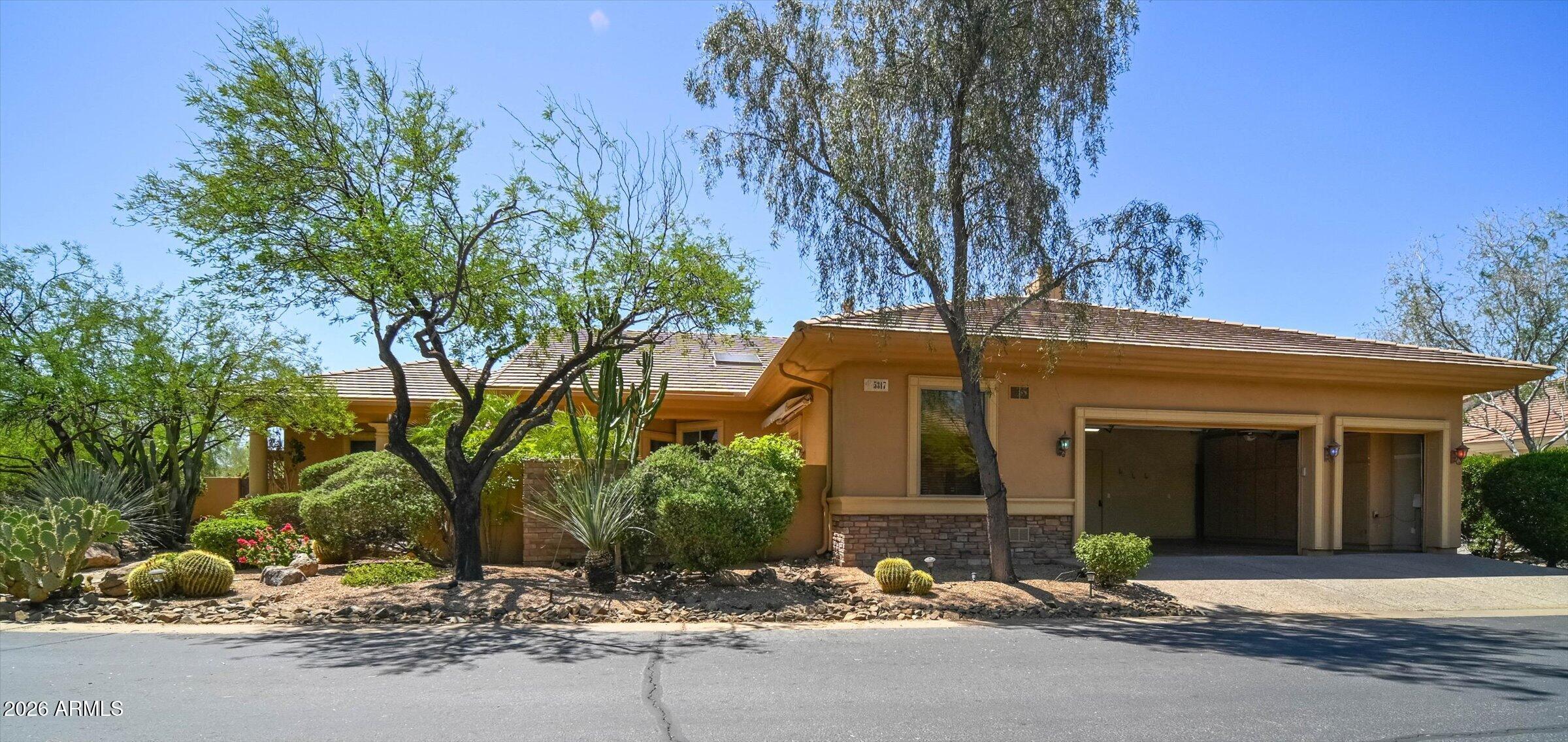 5317 E GRAY WOLF Trail