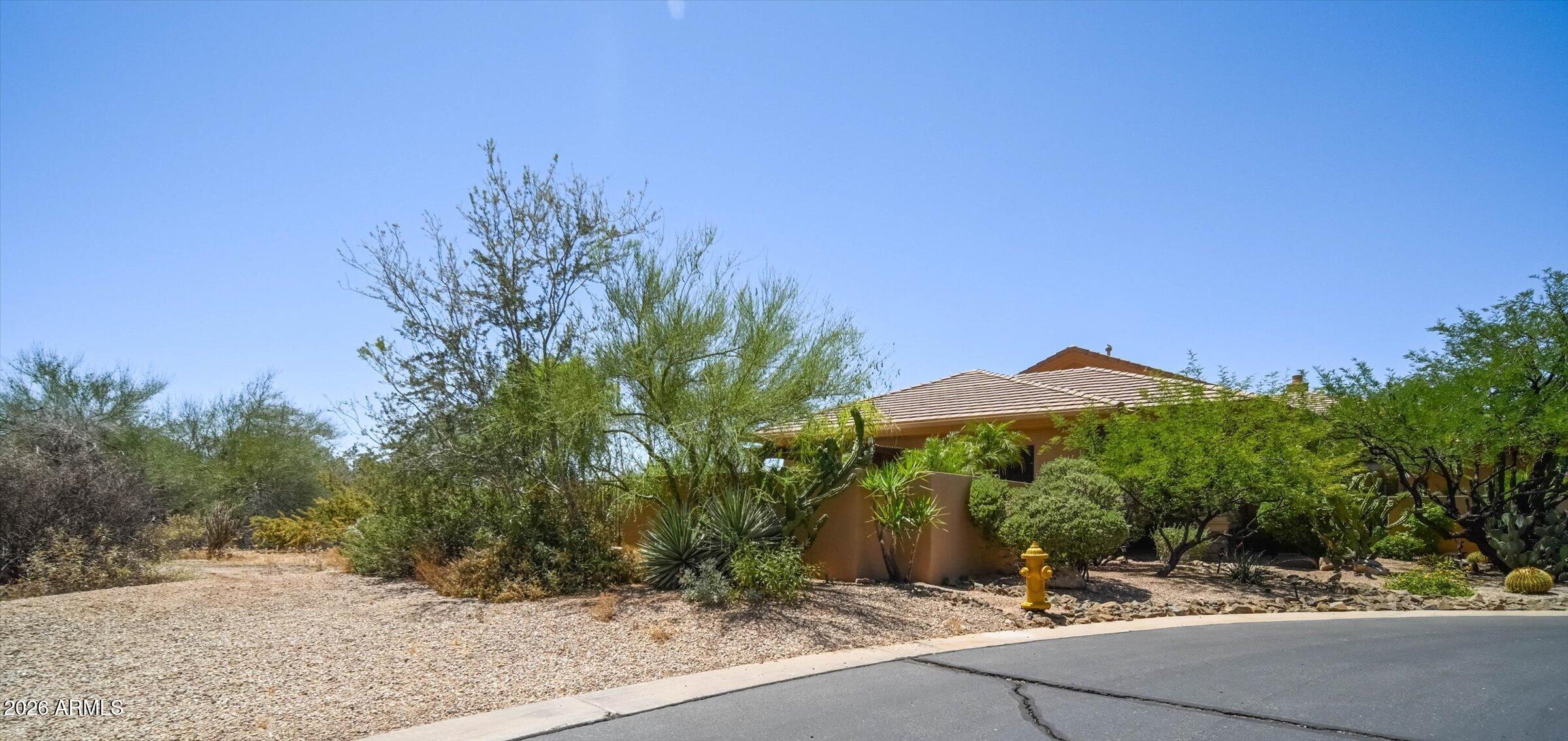 5317 E GRAY WOLF Trail