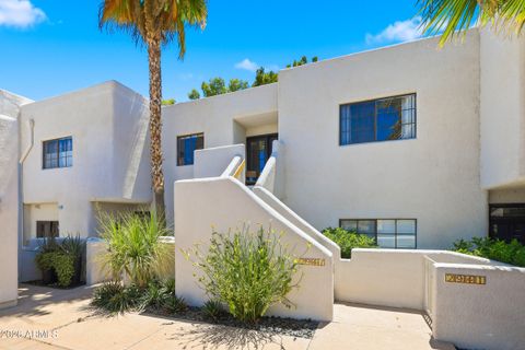 Photo of 2947 E Rose Lane, Phoenix, AZ 85016 (MLS # 7029613)
