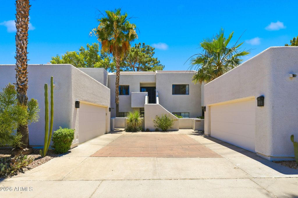 Photo of 2947 E Rose Lane, Phoenix, AZ 85016 (MLS # 7029613)