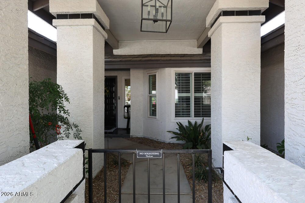 409 W MCNAIR Street