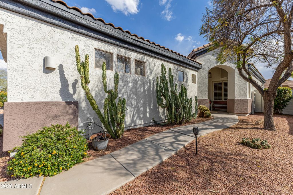 Photo of 861 W Oriole Way, Chandler, AZ 85286 (MLS # 6996941)