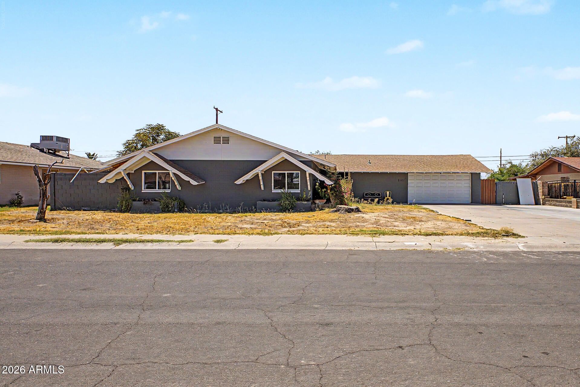 6017 W MEDLOCK Drive
