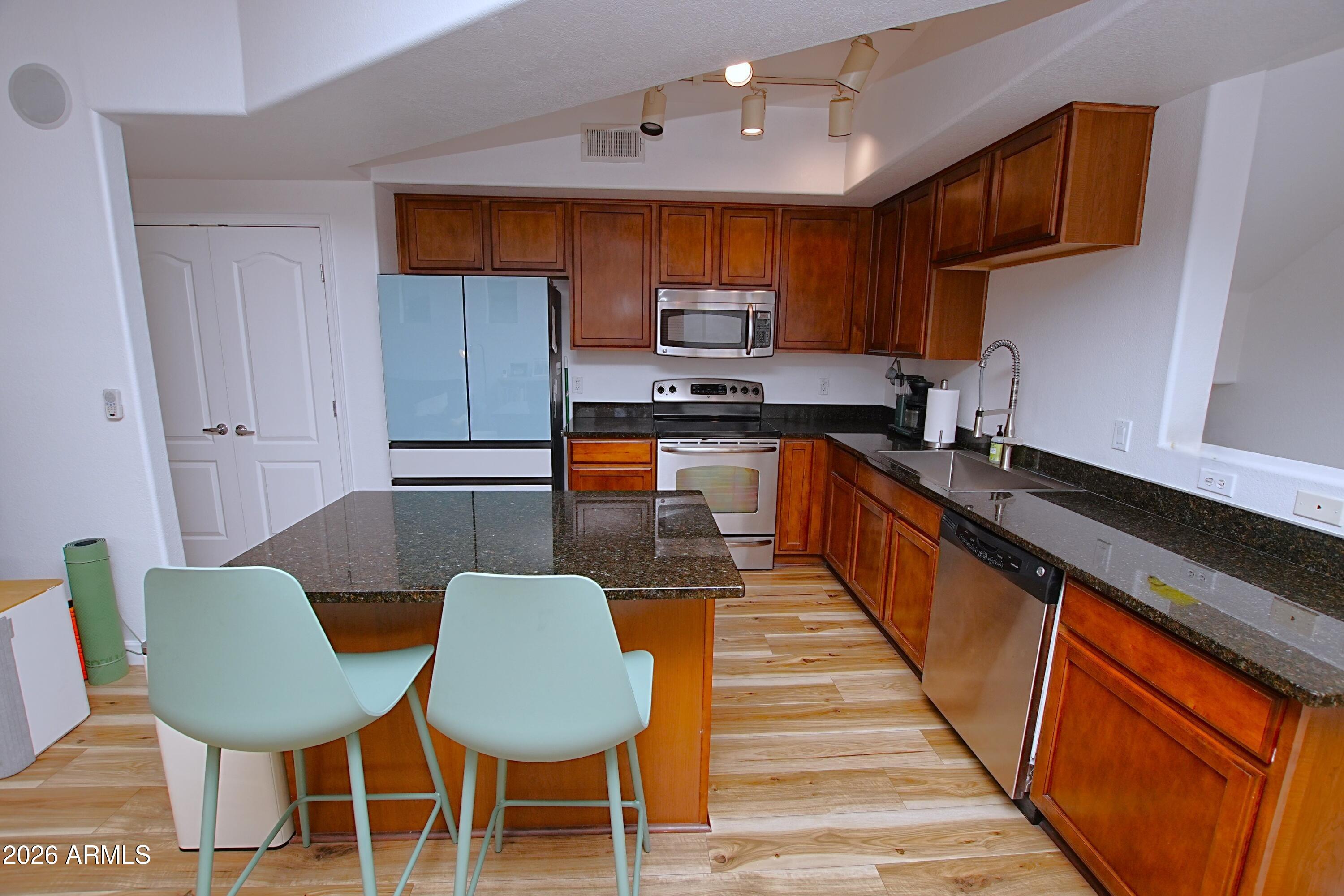 2150 W ALAMEDA Road 1405