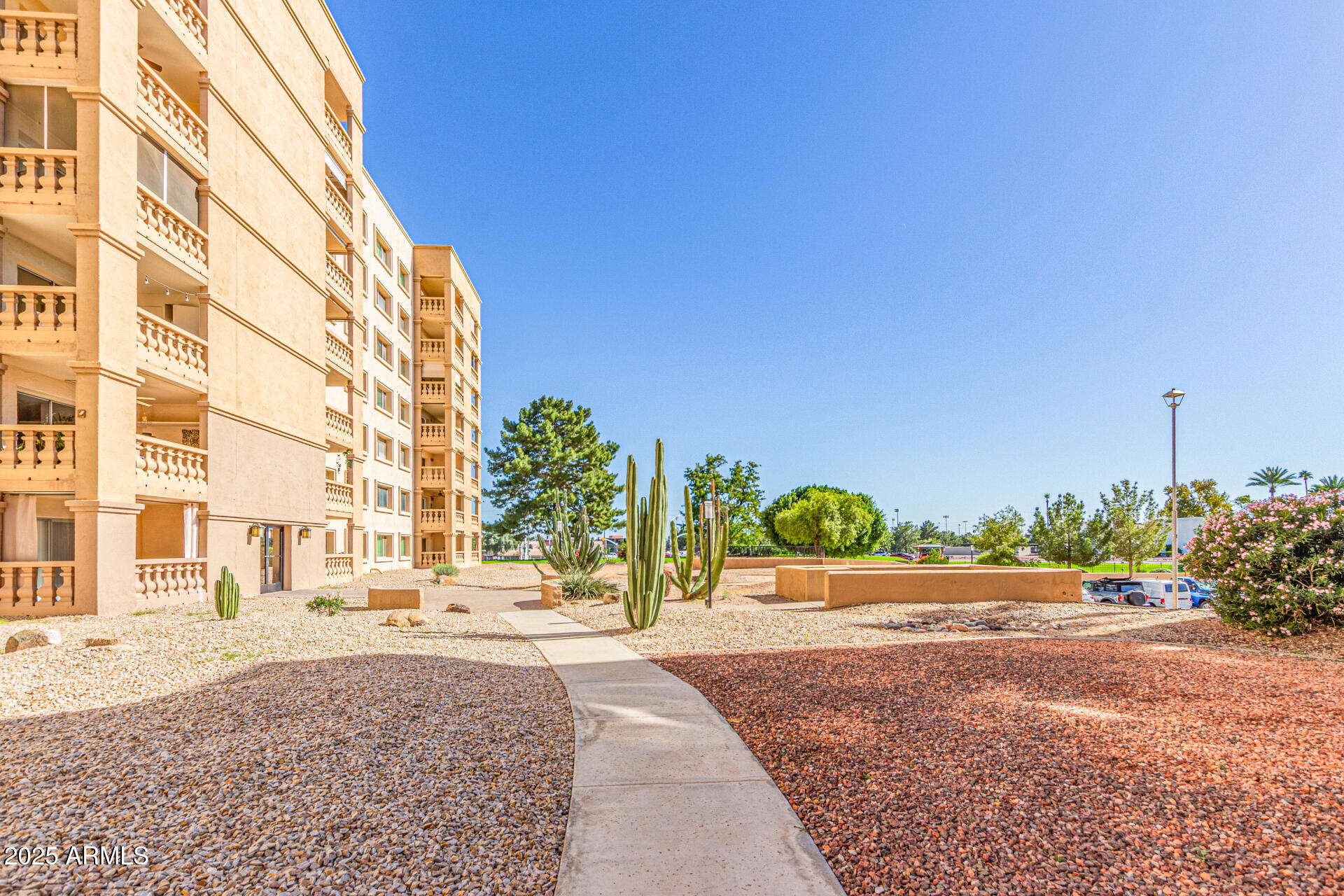 7940 E CAMELBACK Road E 605