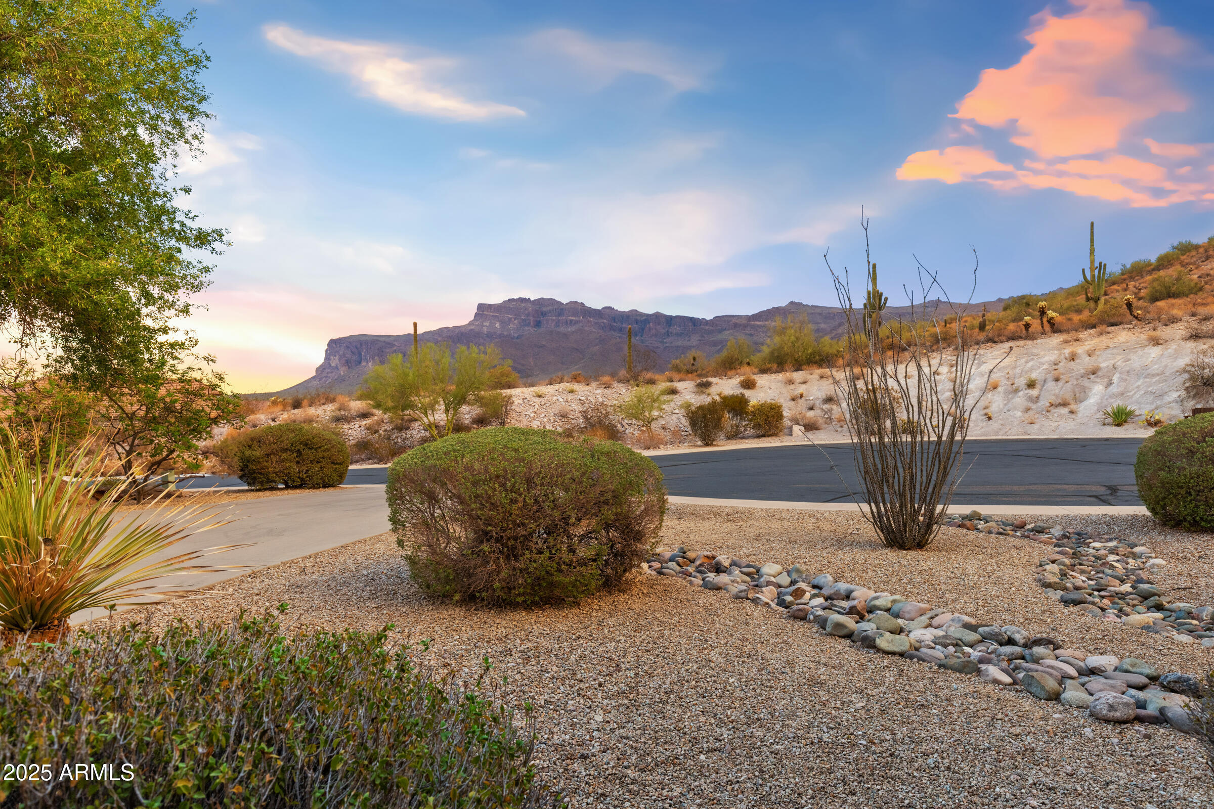 4091 S SENNA Court