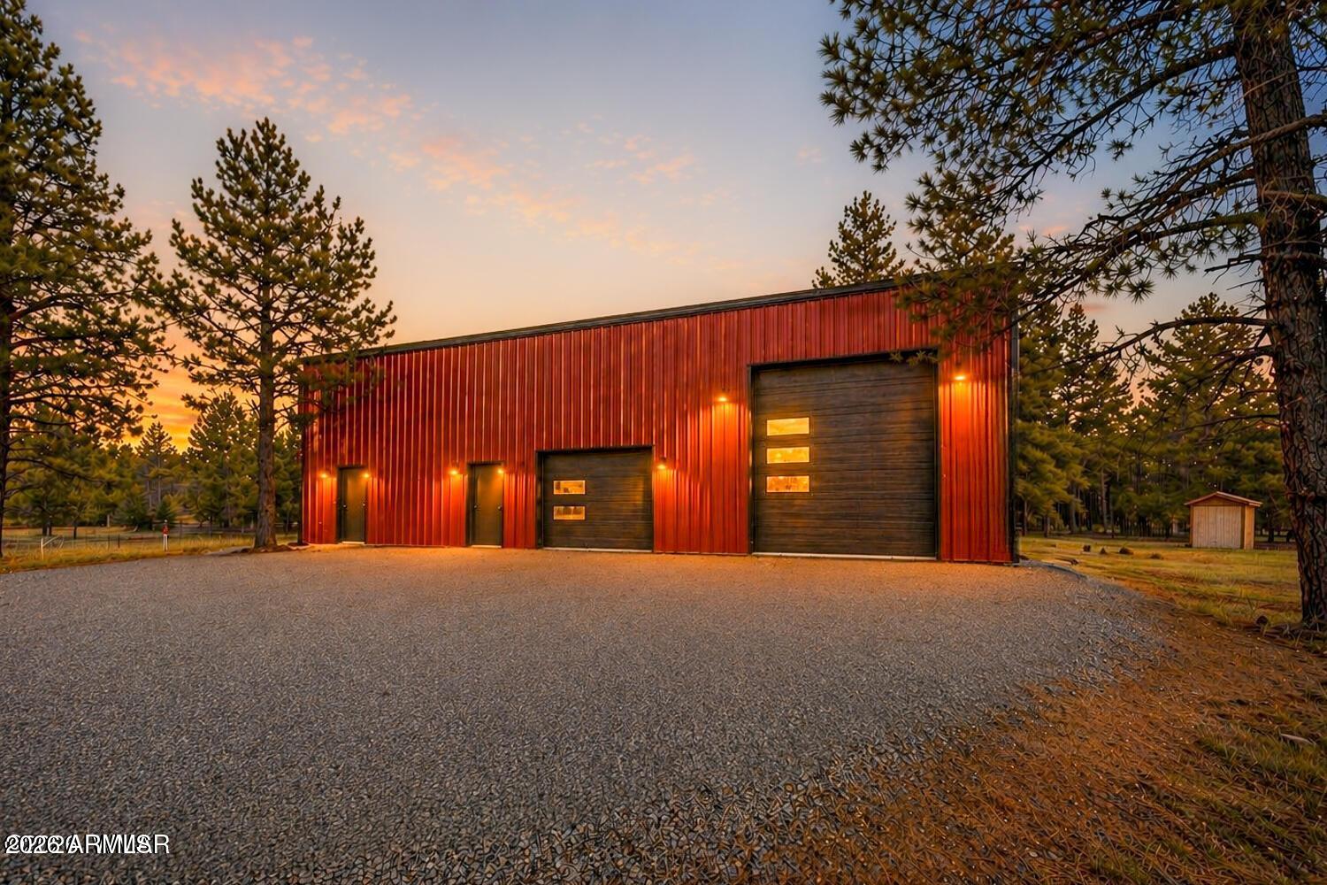 9365/9361 MOUNTAIN MEADOW Lane