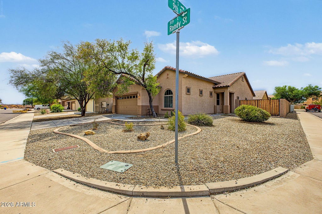Photo of 919 E Randy Street, Avondale, AZ 85323 (MLS # 7084614)